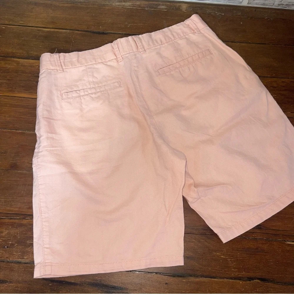 GAP Women's Pink boyfriend roll up khakis Shorts